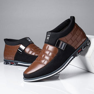 Herren Classic Business Casual Slip On Leder Stiefeletten (Schmale Schuhbreite, größere Größe empfohlen.)
